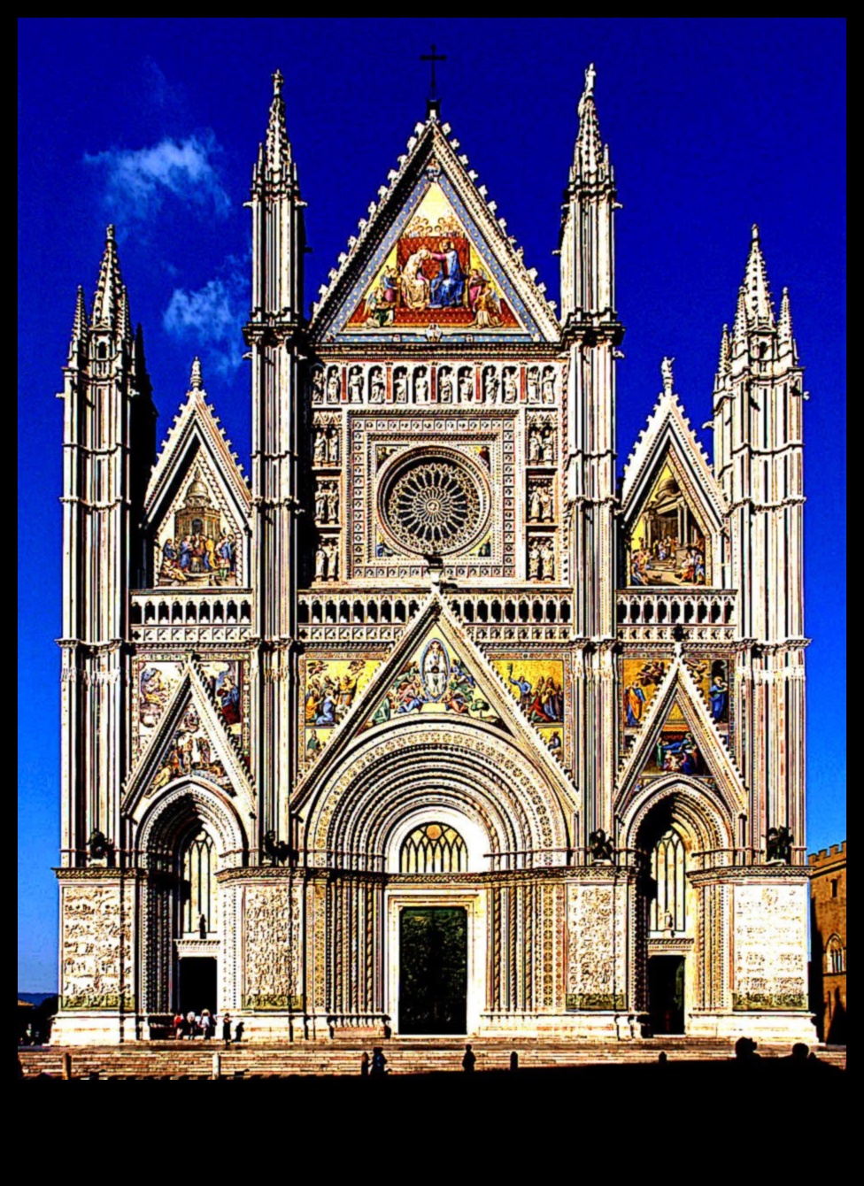 Kapelu hronikas: mākslinieciskās izpausmes gotiskajās kapelās