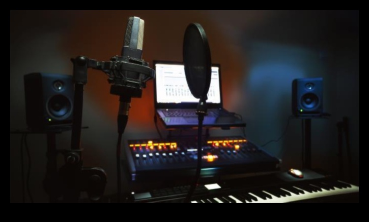 Studio Staples: elektronika profesionāla līmeņa video ierakstīšanai un rediģēšanai