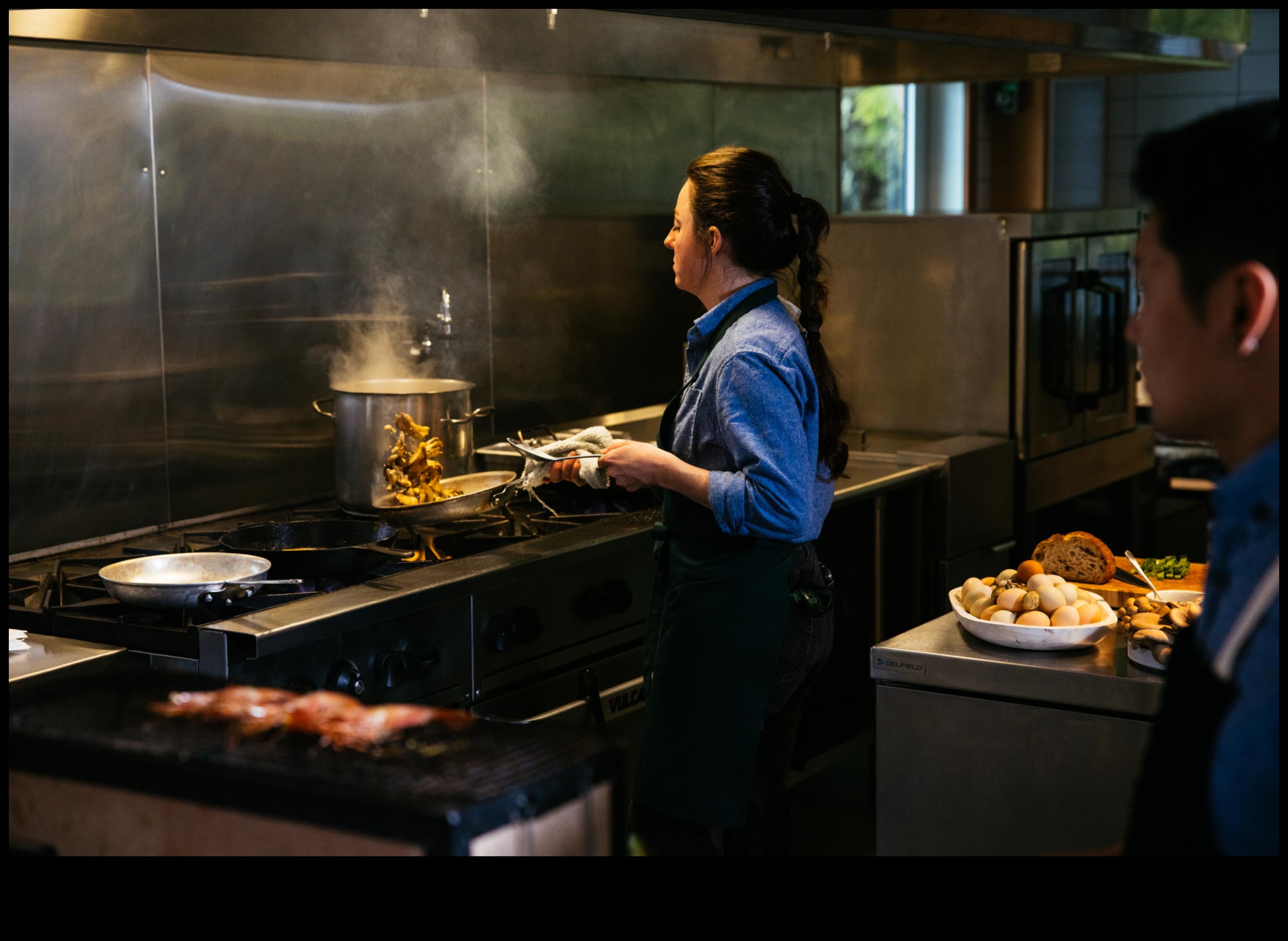 Mājas šefpavāra atpūta: Atrodiet kulinārijas svētlaimi savā virtuvē