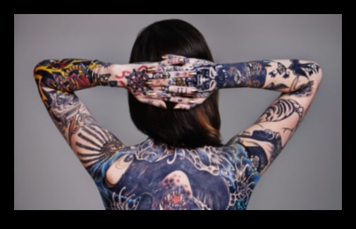 Tetovētas alegorijas: simbolisko stāstījumu atšķetināšana