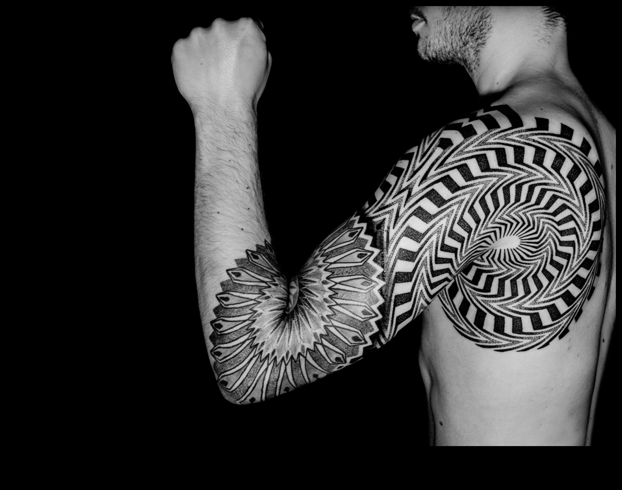 Artistry in Motion: izpētītas mūsdienu tetovēšanas metodes