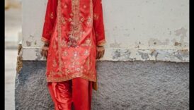 Eleganta hronika: mūžīgu ielūgumu izstrāde