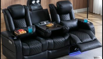 Kino komforts: nolaižamie dīvāni un mēbeles, kas paredzētas televīzijas skatīšanai