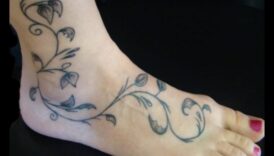 Pasakas uz pirkstiem: izteiksmīga kāju tetovējuma meistarības māksla