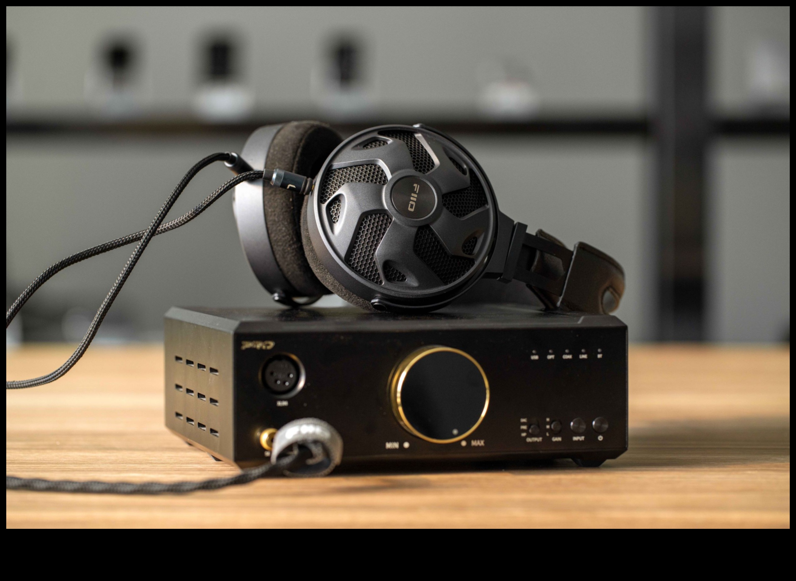 Sonic Bliss: Izpētiet labāko augstas precizitātes audio elektronikas jomā